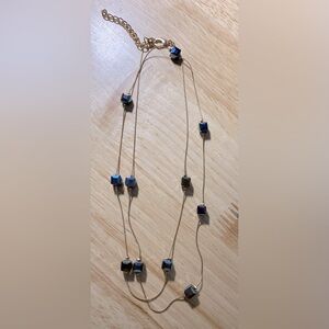 Opera necklace gold with cube crystals